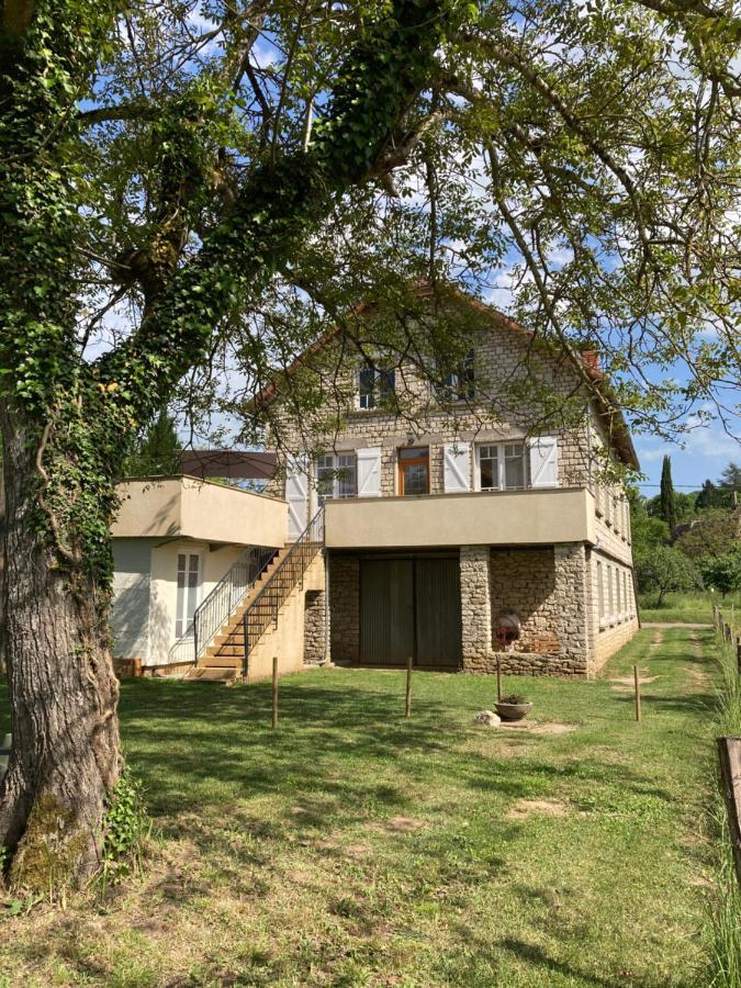 Gite Les Cles Des Champs Cote Jardin Lacave  Exteriér fotografie